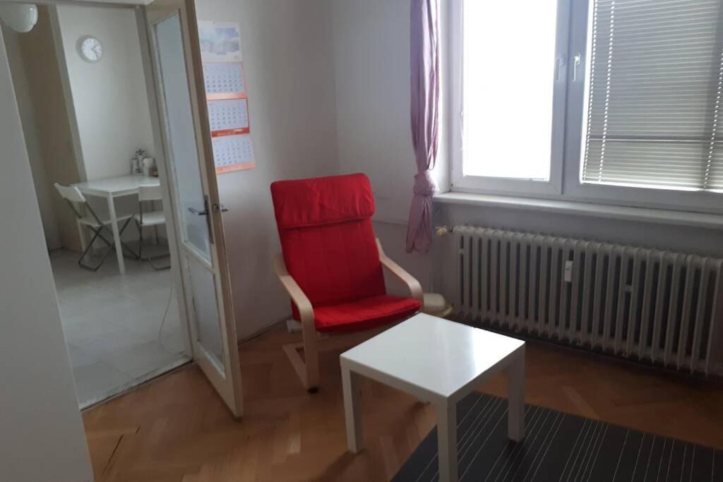 Room In Apartment Prague 3 Экстерьер фото